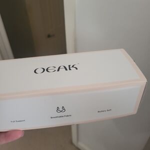 OEAK Buttery Soft Bra Black NWT Size MEDIUM